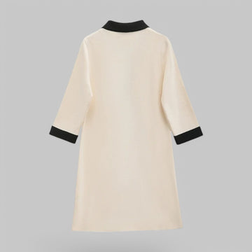 Chic Knitted Mini Dress with Patch Pockets