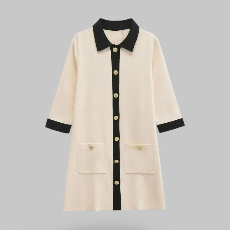 Chic Knitted Mini Dress with Patch Pockets